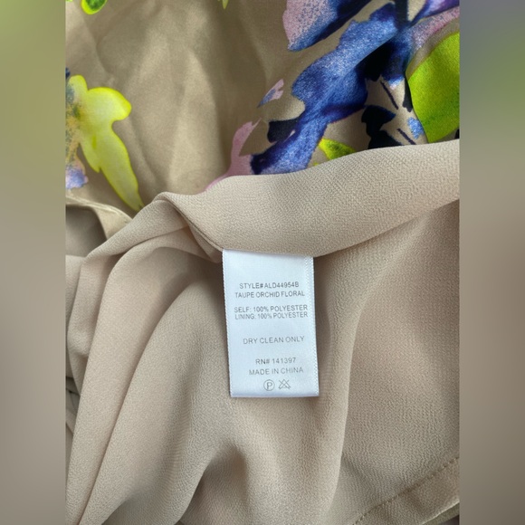 Astr the Label Colette Floral Satin Cutout Midi Dress - Picture 8 of 10